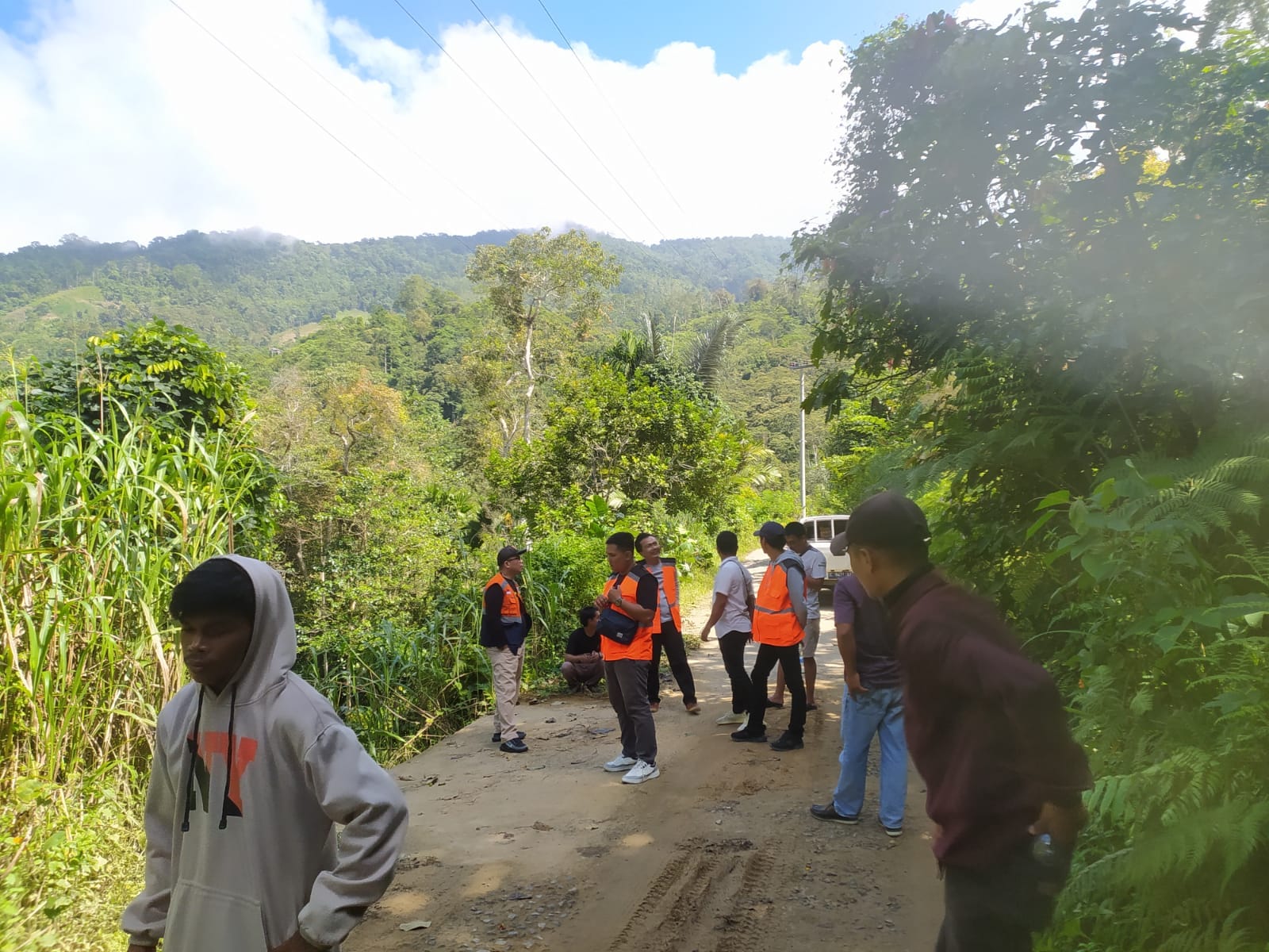 Pengerjaan Jalan Ruas Tuppu Pinrang hingga Batas Toraja Segera Dimulai, Gubernur: Perintisan Jalan Ini Adalah Prioritas Kami